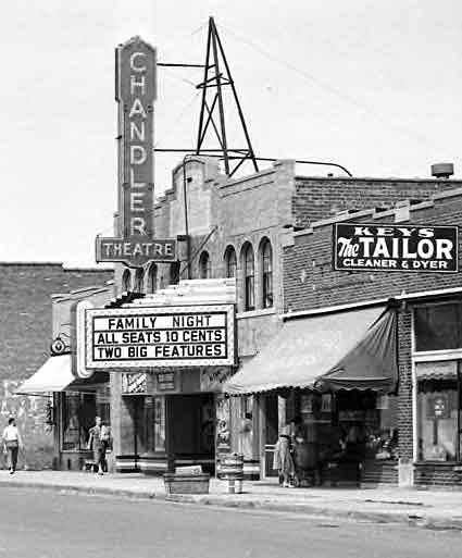 Chalmers Theatre - Old Photo From Detroityes (newer photo)